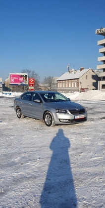 Skoda Octavia cena 33500 przebieg: 213000, rok produkcji 2015 z Gliwice małe 211